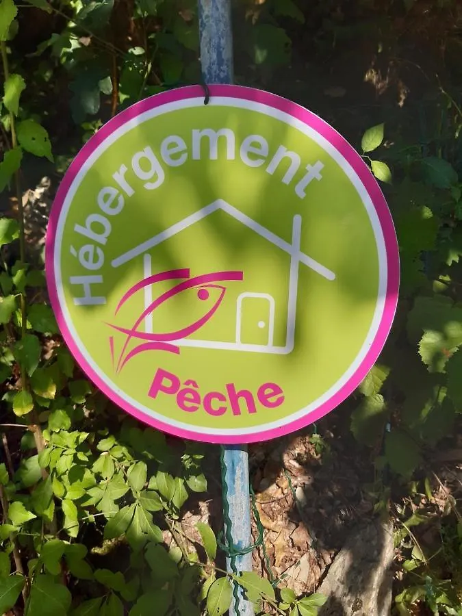 Gîte mosaïque Accueil rando, pêche, farniente Latouille-Lentillac Сasa de vacaciones